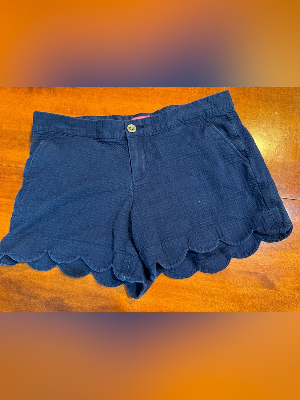 Women’s Navy Lilly Pulitzer Scallop Hem Shorts size 6